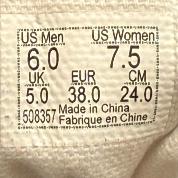 VANS X SAILOR MOON OLD SKOOL MEN'S 6 WOMEN'S 7.5 LIGHTLY USED - Picture 6 of 7